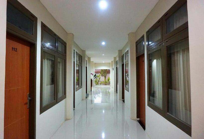 בית מלון כפרי Lombok Mayura