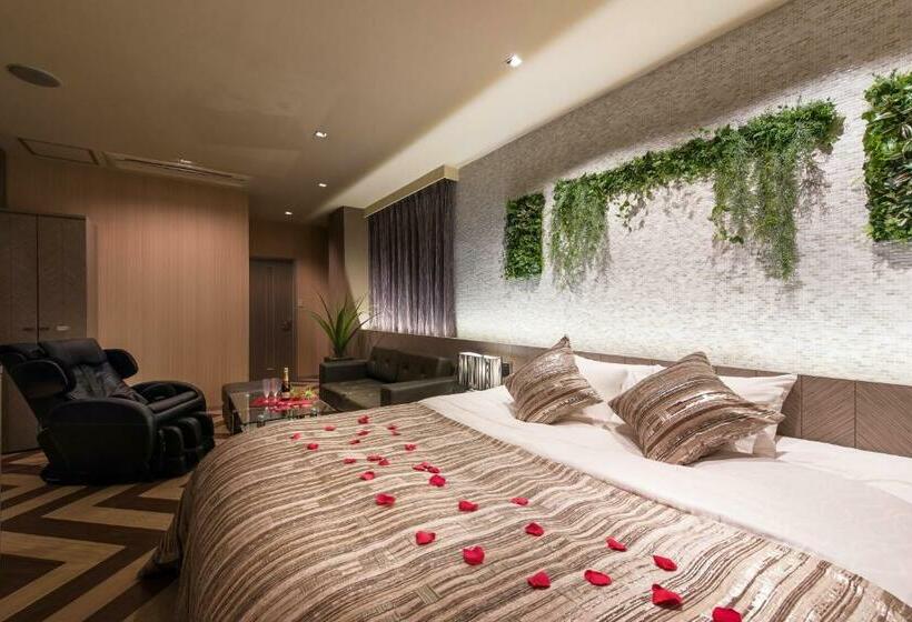 호텔 Lotus Iwatsuki