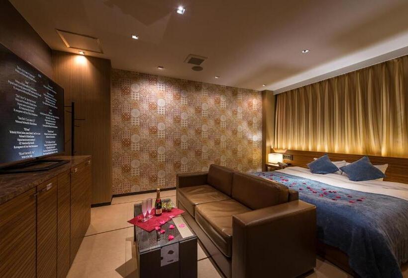 호텔 Lotus Iwatsuki