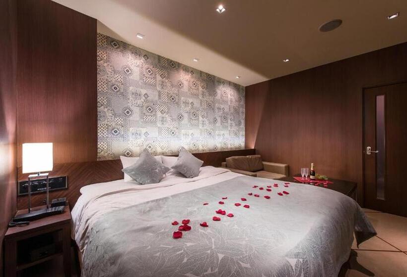 호텔 Lotus Iwatsuki