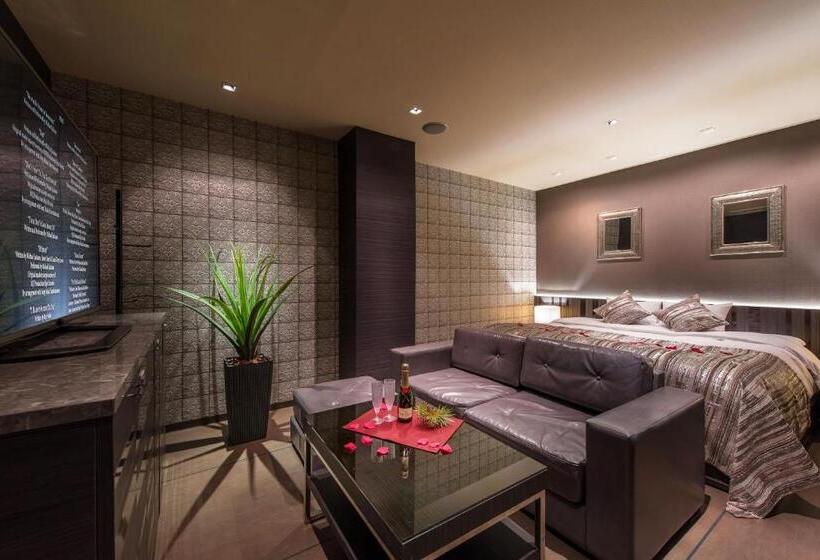 호텔 Lotus Iwatsuki