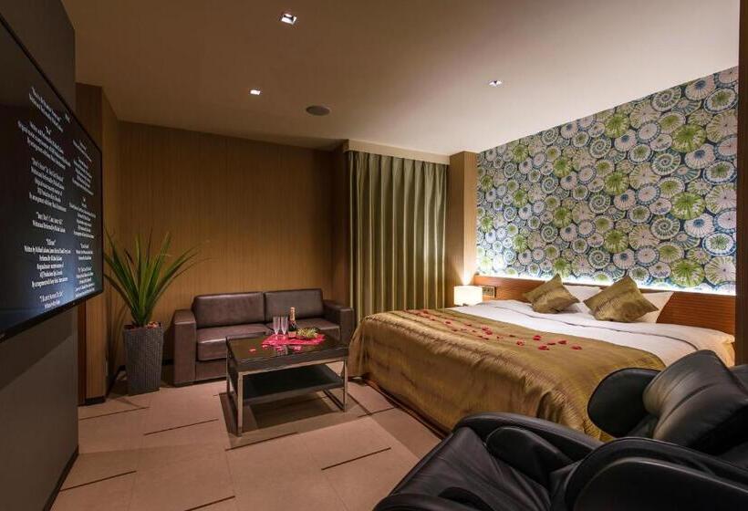 호텔 Lotus Iwatsuki