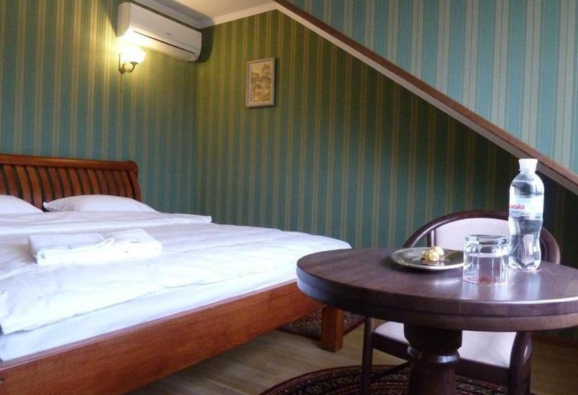 فندق Maetok Country Club