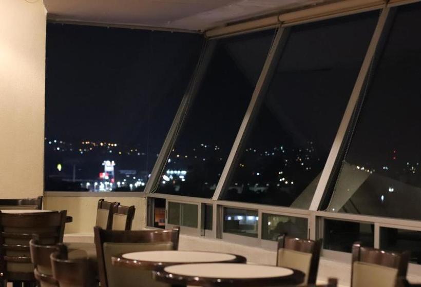 فندق María Isabel