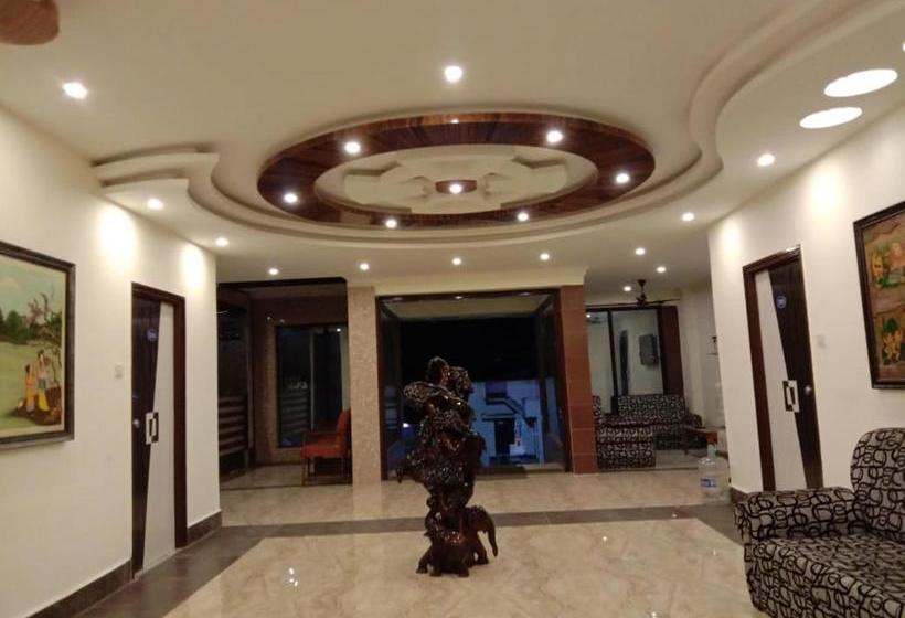 Отель Dream World Boarding & Lodging