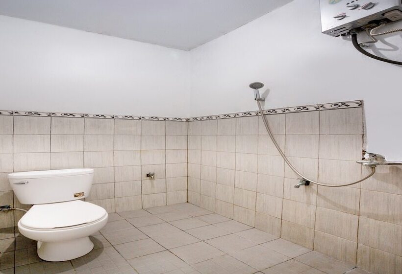 Отель Oyo 2961 Artana Bed & Breakfast