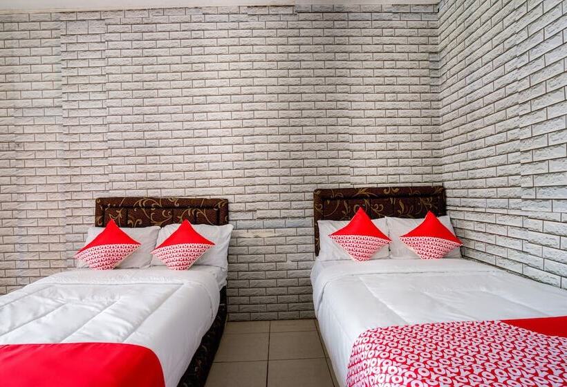 Отель Oyo 2961 Artana Bed & Breakfast