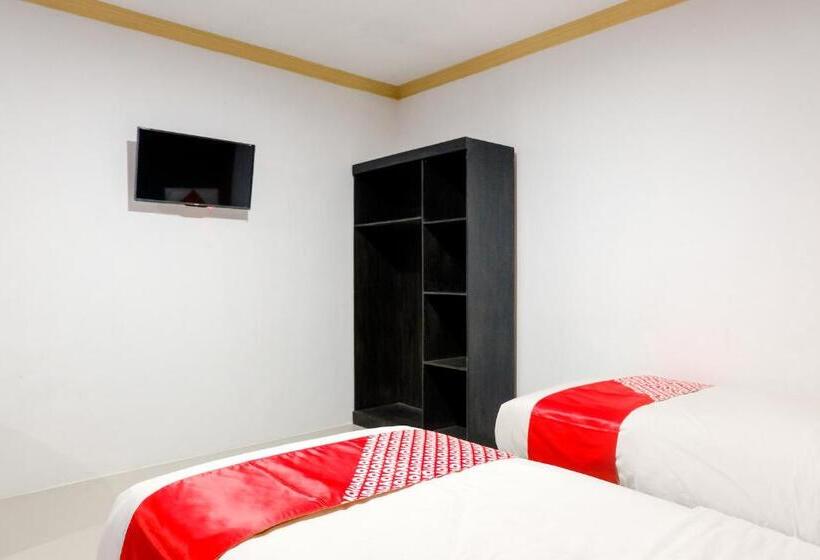 בית מלון כפרי Oyo 2966  Atriaz