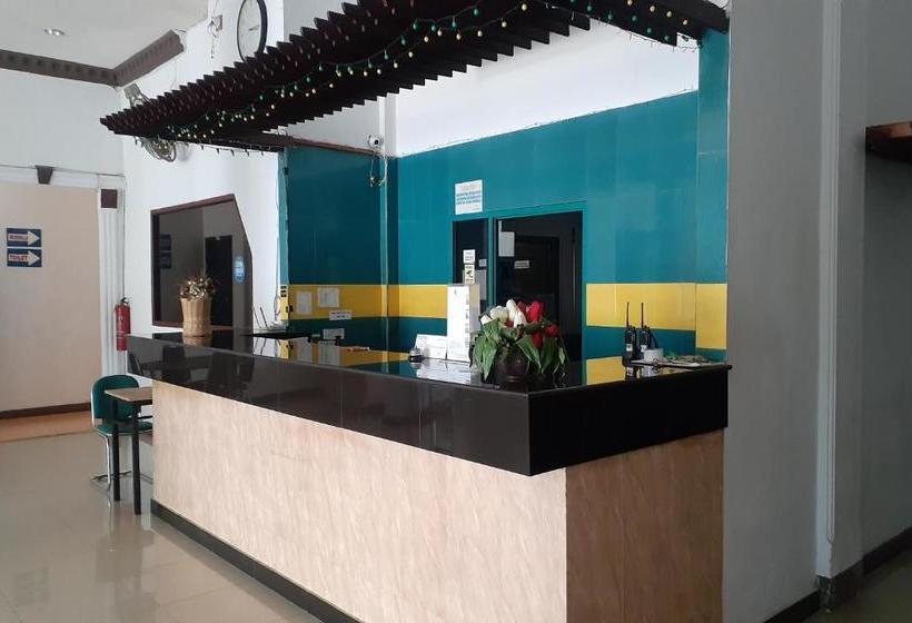 ホテル Oyo 3184 Grand Blang Asan