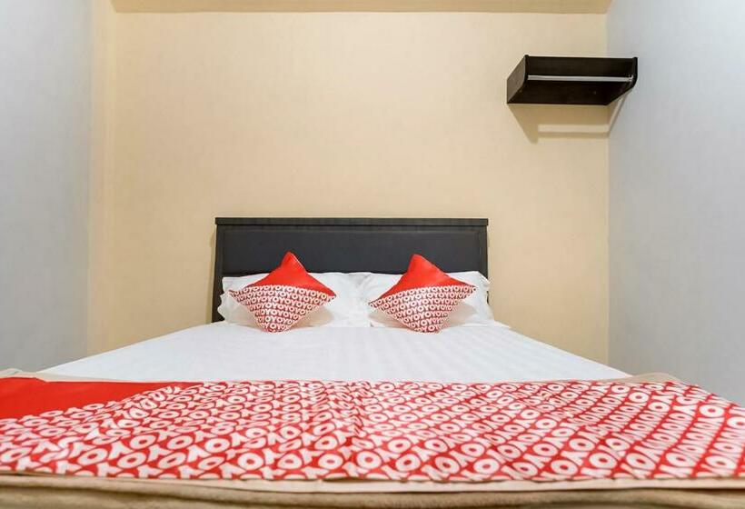 فندق Oyo 3212 Coffee Jodoh Homestay