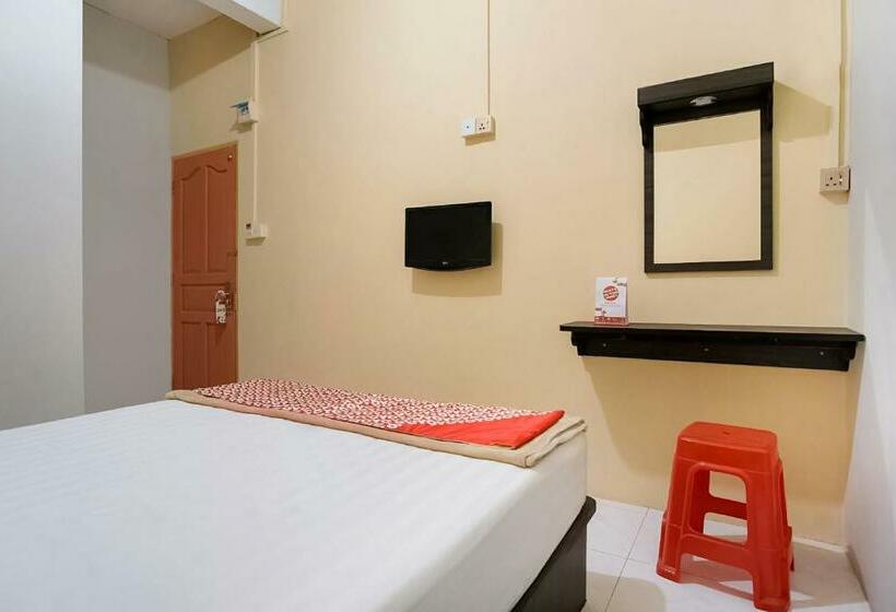 فندق Oyo 3212 Coffee Jodoh Homestay