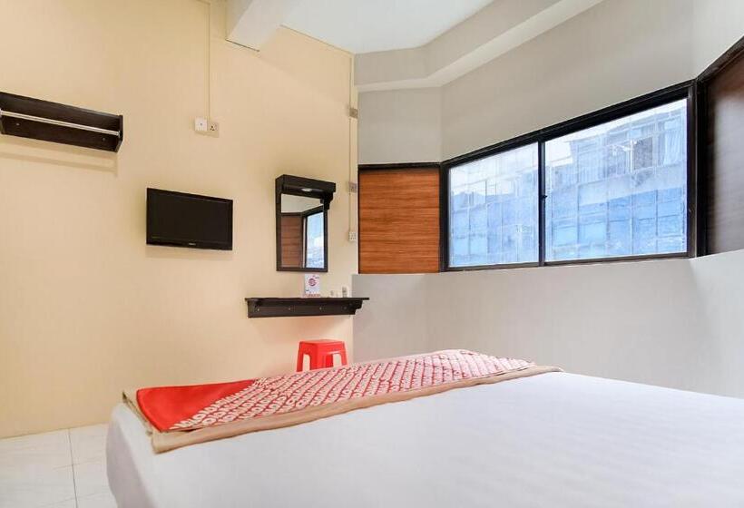 فندق Oyo 3212 Coffee Jodoh Homestay