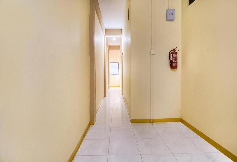 فندق Oyo 3212 Coffee Jodoh Homestay