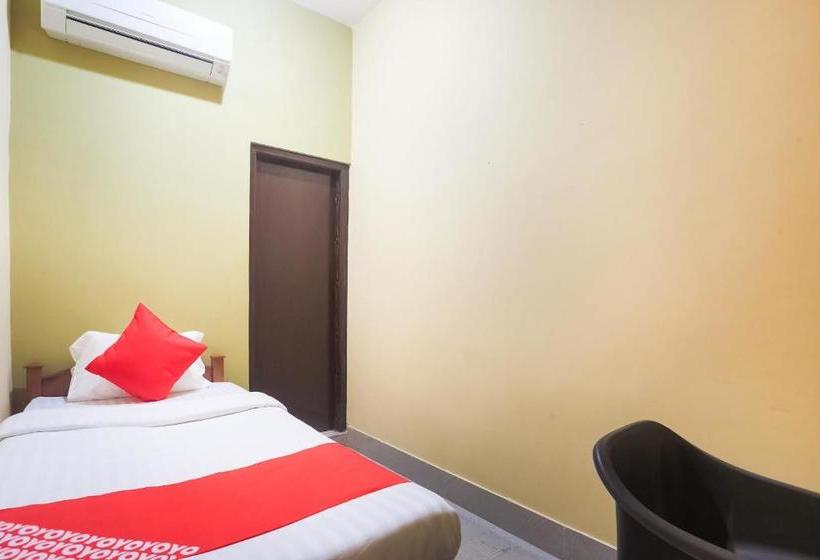 فندق Oyo 62253 Swayamsiddha Continental