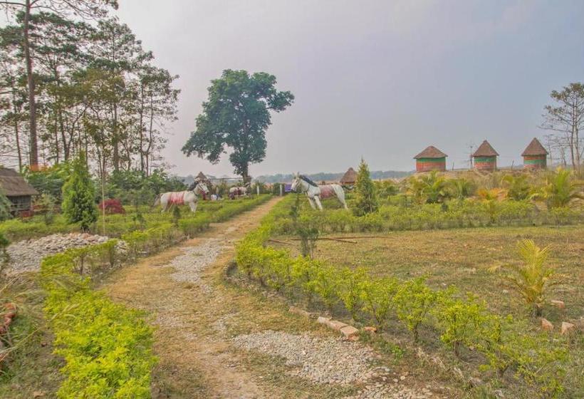 בית מלון כפרי Oyo 64002 Resort Everest