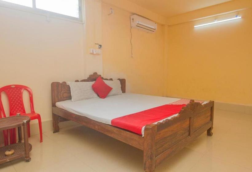 בית מלון כפרי Oyo 64002 Resort Everest