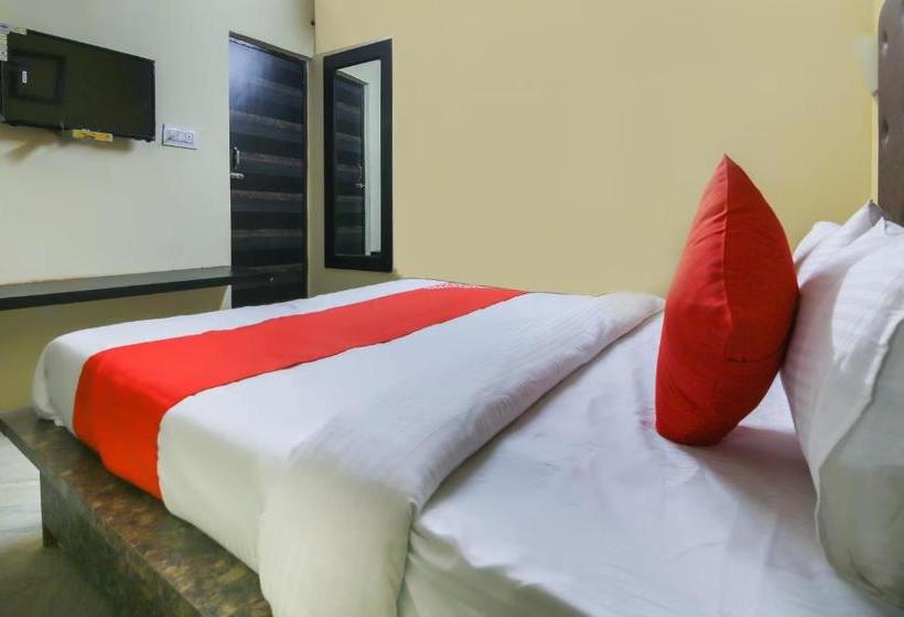 Отель Oyo 65136 Meerut Inn