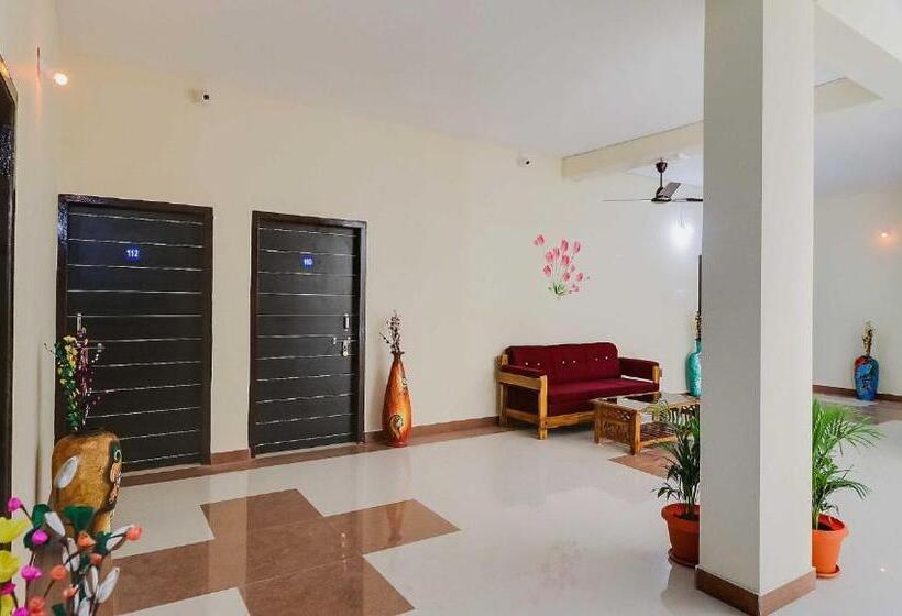 Отель Oyo 69097  Vaiko