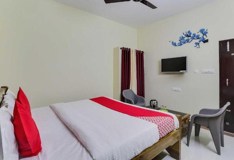 Отель Oyo 69097  Vaiko