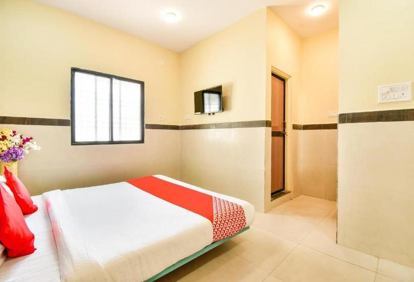 בית מלון כפרי Oyo 71301  Karemore Celebration