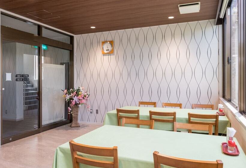 فندق Oyo Business  Koyo