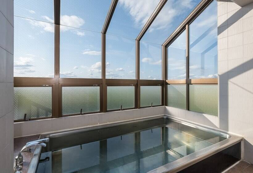 فندق Oyo Business  Koyo