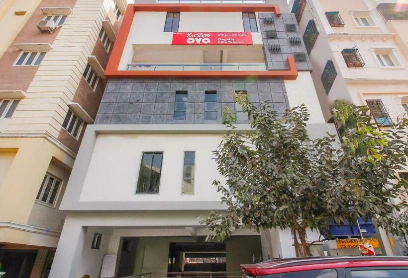 Flagship 35993 Starhood Hotels