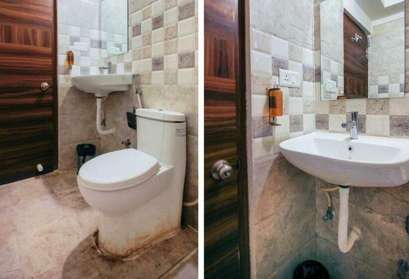 Flagship 35993 Starhood Hotels