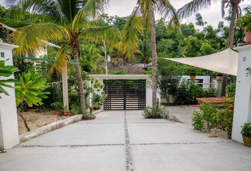 هتل Oyo  Posada San Vicente