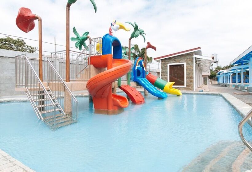 فندق Reddoorz Premium @ Trece Indang Road