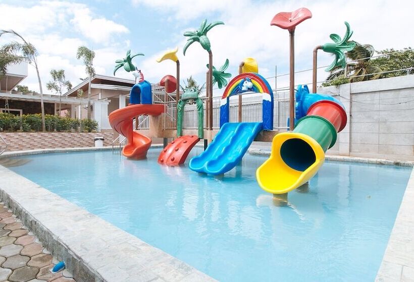 فندق Reddoorz Premium @ Trece Indang Road