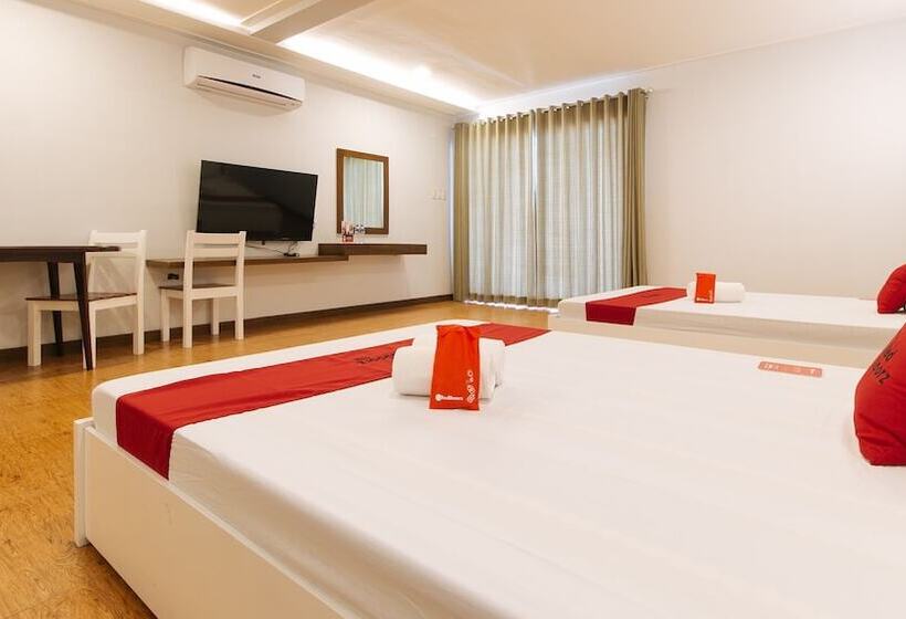 فندق Reddoorz Premium @ Trece Indang Road