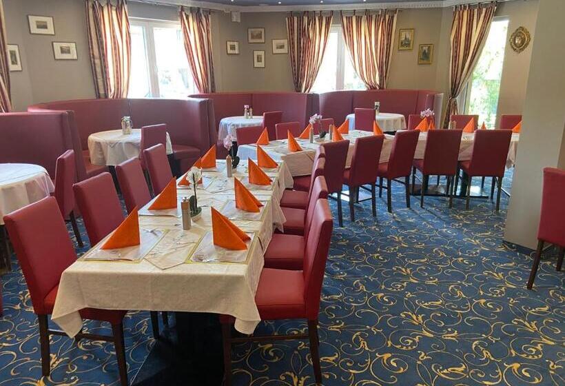 Отель Restaurant Hesch