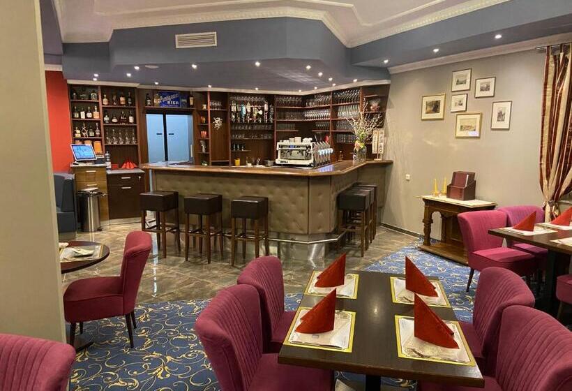 Отель Restaurant Hesch