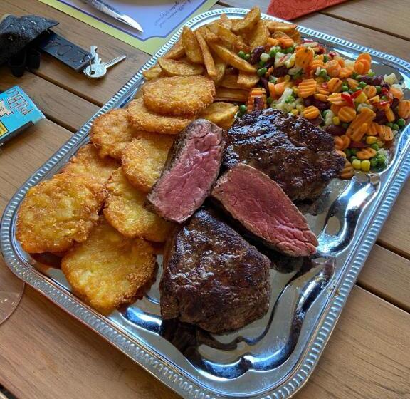 Отель Restaurant Hesch