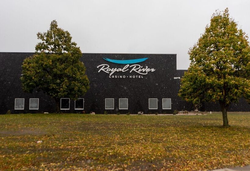 فندق Royal River Casino And