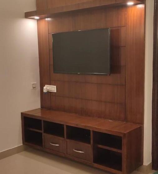 בית מלון כפרי Royale Resorts