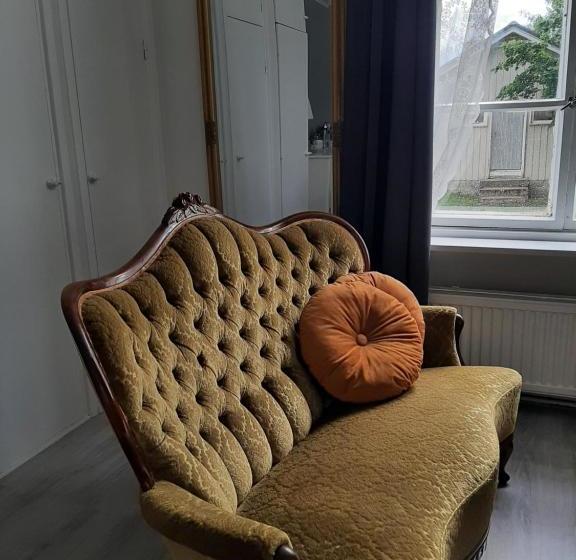 酒店 Saarijärven Ruustinna Oy