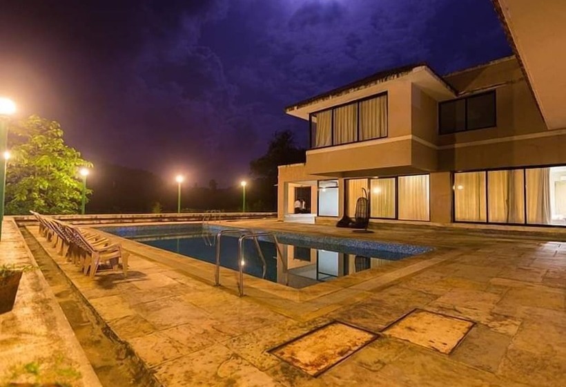 בית מלון כפרי Shetty Farms