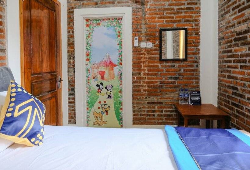 Отель Spot On 2375 Agbil Homestay