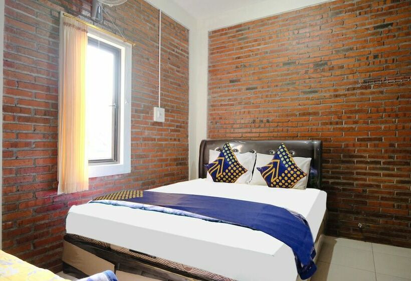 Отель Spot On 2375 Agbil Homestay