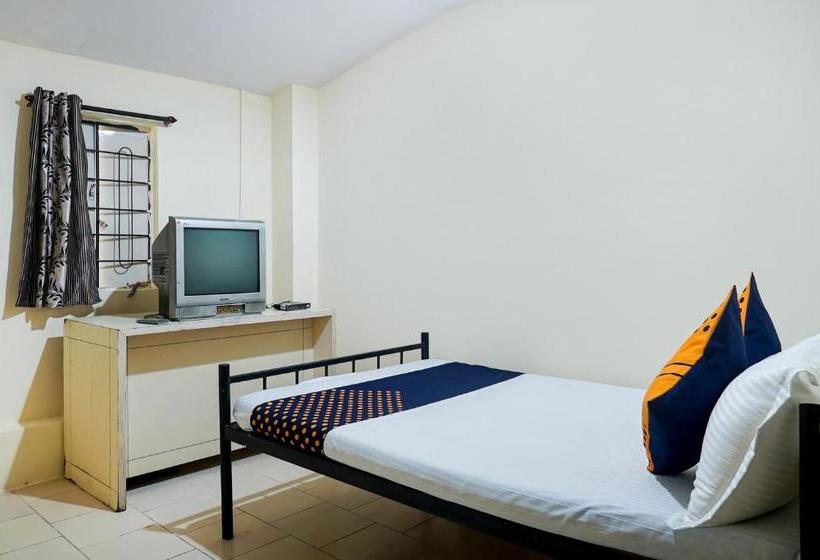فندق Spot On 65435 Virndavan Lodging