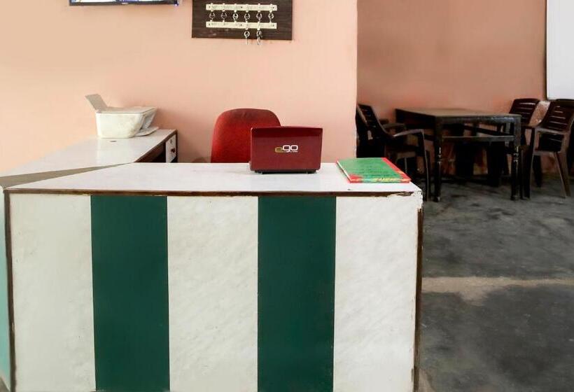 فندق Spot On 68252 Zaika