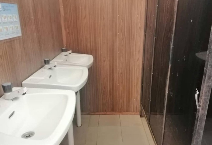 فندق Spot On 90014 Otternest Gunung Pulai 2   Hostel