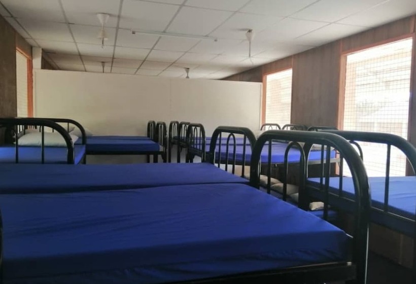 فندق Spot On 90014 Otternest Gunung Pulai 2   Hostel