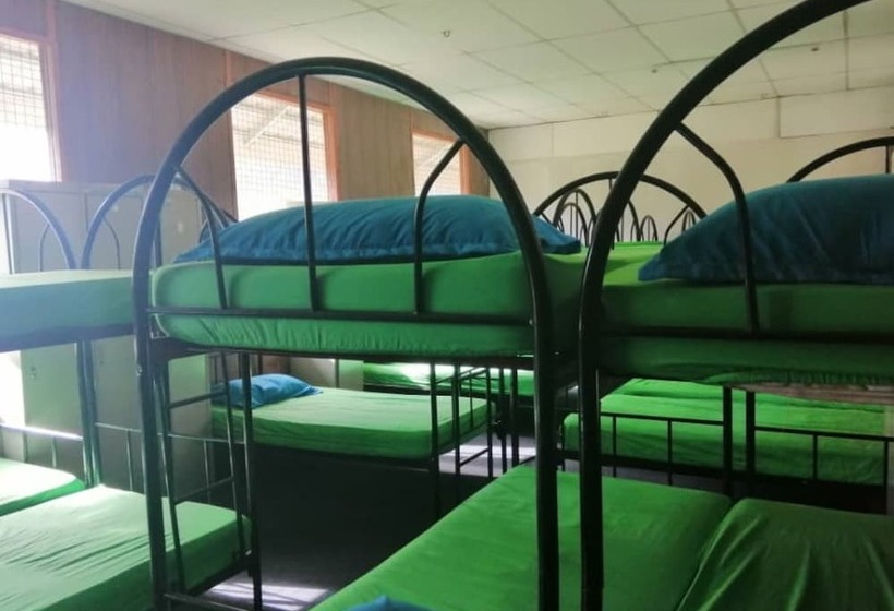 فندق Spot On 90014 Otternest Gunung Pulai 2   Hostel