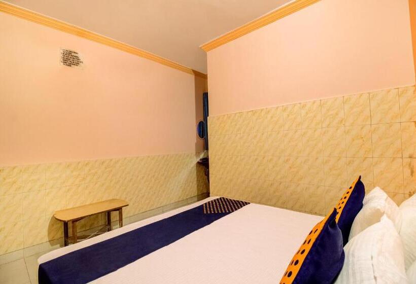 בית מלון כפרי Spot On Sristi Palace