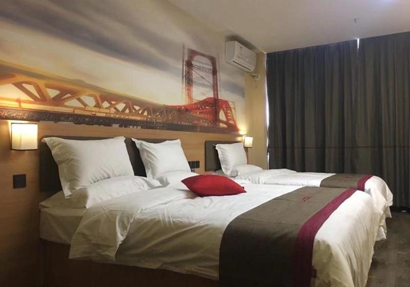 Thank Inn Chain Hotel Inner Mongolia Bayannaoer Urat Qianqi Huifeng Square