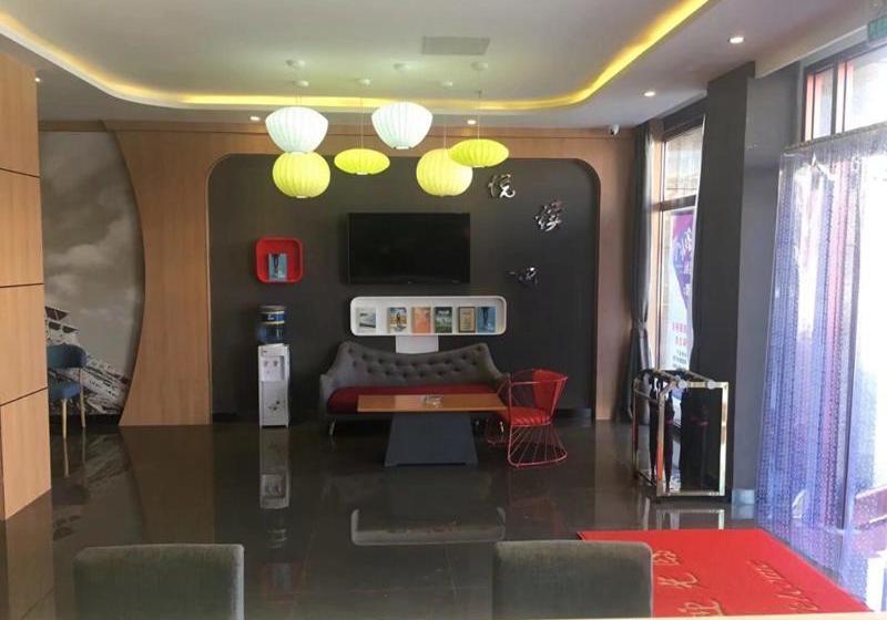 Thank Inn Chain Hotel Inner Mongolia Bayannaoer Urat Qianqi Huifeng Square