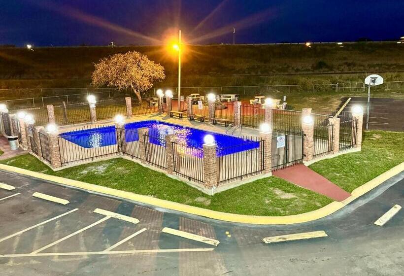 호텔 The Country Corner Inn